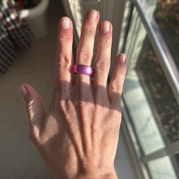 Alexis Bittar pink lucite ring - Picture 2 of 2